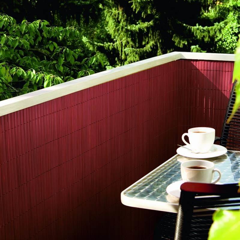 Verschöneren Sie Ihren Balkon mit Kunststoffabtrennung